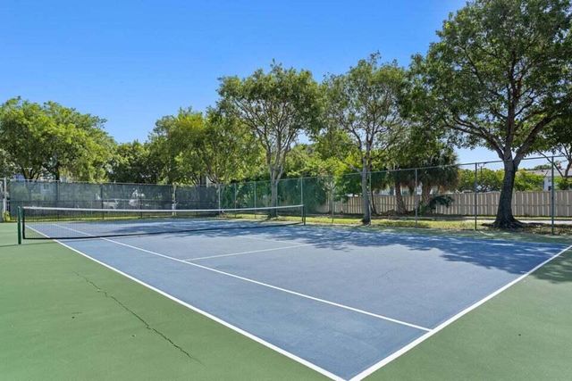 600 Executive Center Drive 111, West Palm Beach, FL 33401