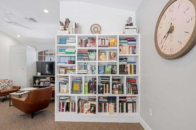 600 Executive Center Drive 111, West Palm Beach, FL 33401