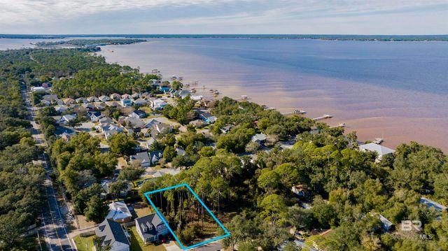 5700 Renee Terrace, Pensacola, FL 32507