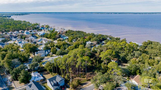 5700 Renee Terrace, Pensacola, FL 32507