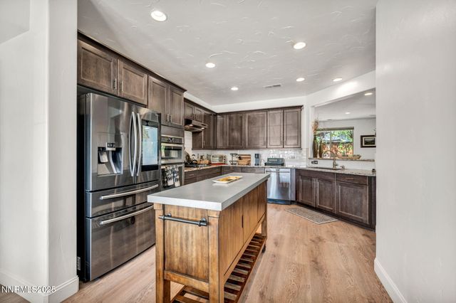 4719 Wood Thrush Lane, Sparks, NV 89436