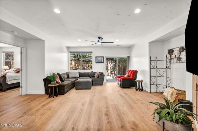 4719 Wood Thrush Lane, Sparks, NV 89436