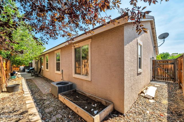 4719 Wood Thrush Lane, Sparks, NV 89436