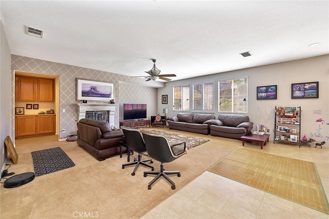 2106 Tangerine, Palmdale, CA 93551