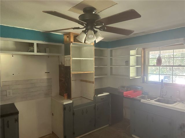 6677 Highway 21, Berryville, AR 72616