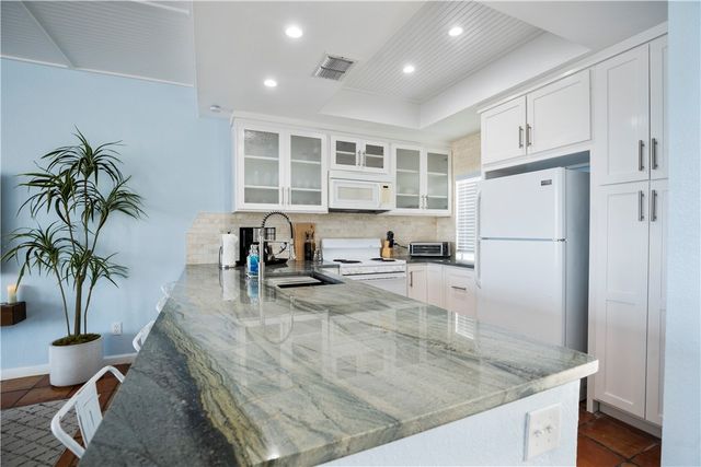 14130 Cabana 5b, Corpus Christi, TX 78418
