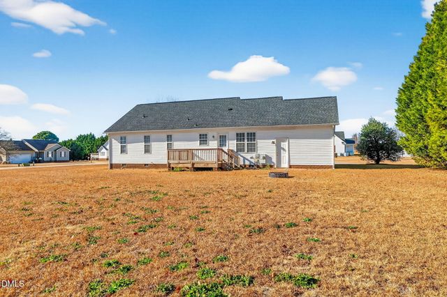 305 River Birch Run, Coats, NC 27521