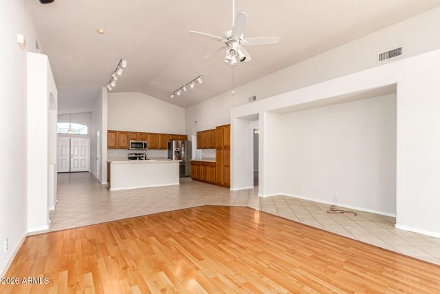 7706 E PERALTA Avenue, Mesa, AZ 85212