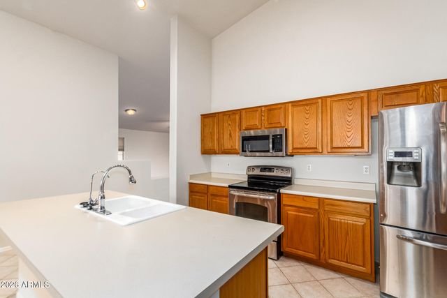 7706 E PERALTA Avenue, Mesa, AZ 85212