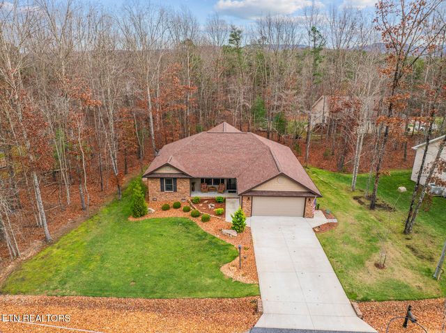 109 Beachwood Dr., Fairfield Glade, TN 38558