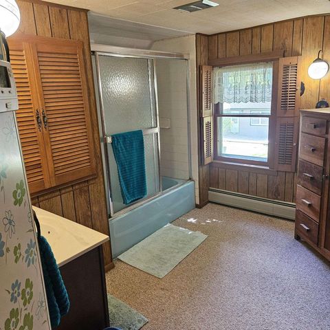 224 N Madison Street, Coloma, WI 54930