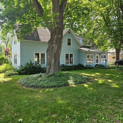 224 N Madison Street, Coloma, WI 54930