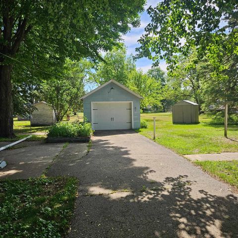 224 N Madison Street, Coloma, WI 54930