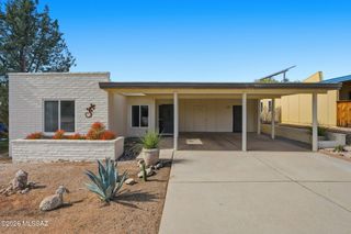 1422 S Desert Vista Drive, Tucson, AZ 85748