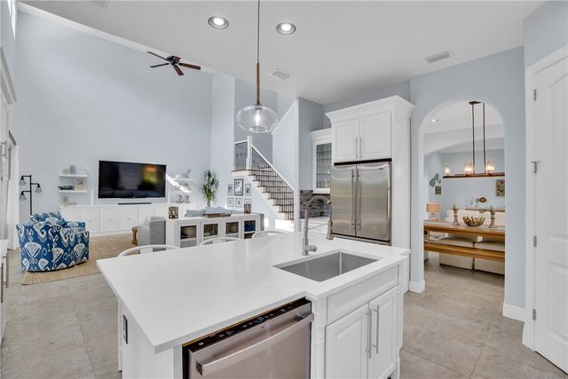 2213 W Ocean Oaks Circle, Vero Beach, FL 32963