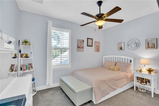 2213 W Ocean Oaks Circle, Vero Beach, FL 32963