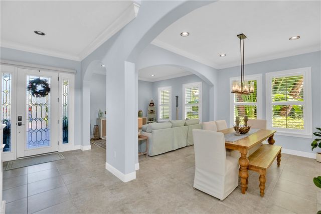 2213 W Ocean Oaks Circle, Vero Beach, FL 32963