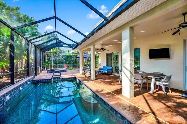 2213 W Ocean Oaks Circle, Vero Beach, FL 32963