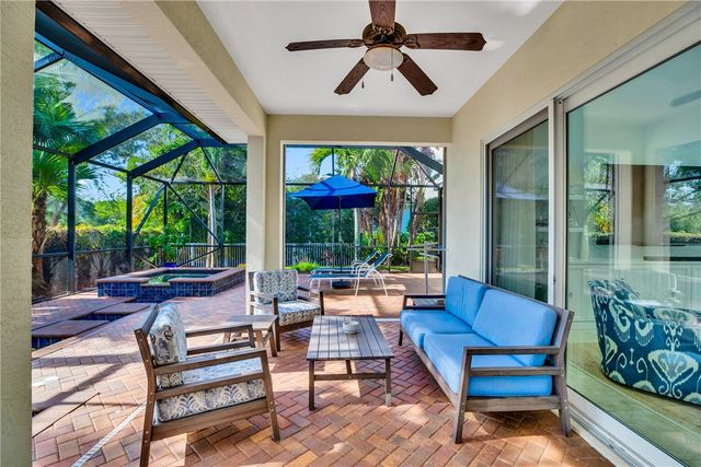 2213 W Ocean Oaks Circle, Vero Beach, FL 32963