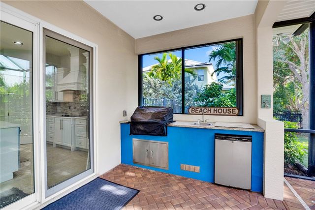 2213 W Ocean Oaks Circle, Vero Beach, FL 32963