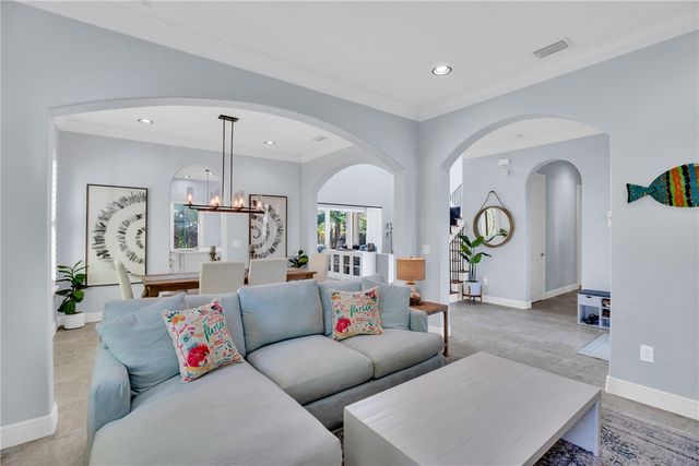 2213 W Ocean Oaks Circle, Vero Beach, FL 32963