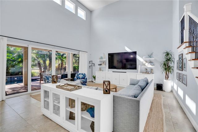 2213 W Ocean Oaks Circle, Vero Beach, FL 32963