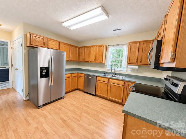 4075 Zebulon Avenue SW, Concord, NC 28027