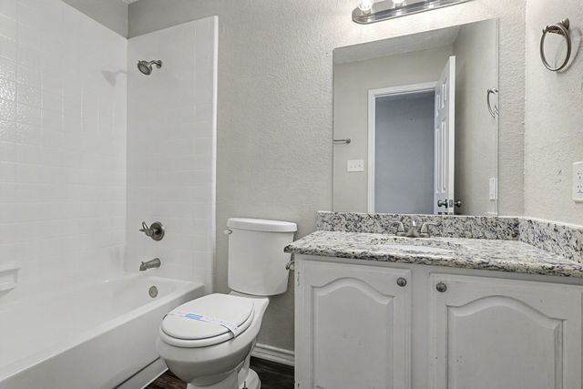 1517 Rockdale Drive, Arlington, TX 76018