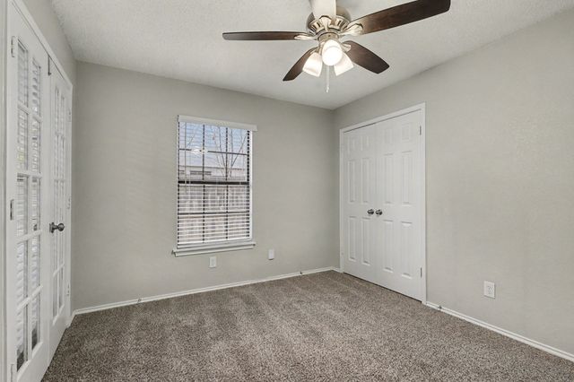 1517 Rockdale Drive, Arlington, TX 76018