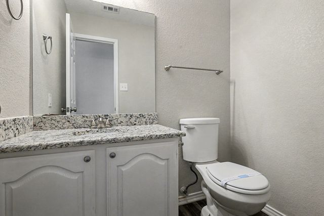 1517 Rockdale Drive, Arlington, TX 76018