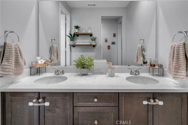 582 Clarence Muse Loop, Perris, CA 92570