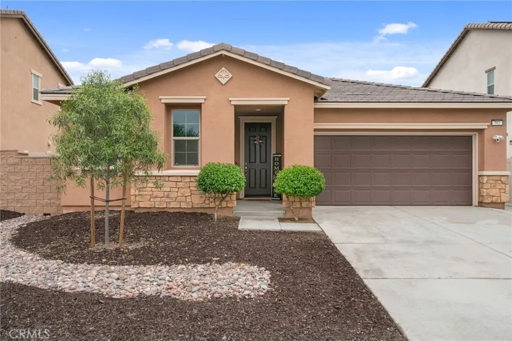 582 Clarence Muse Loop, Perris, CA 92570