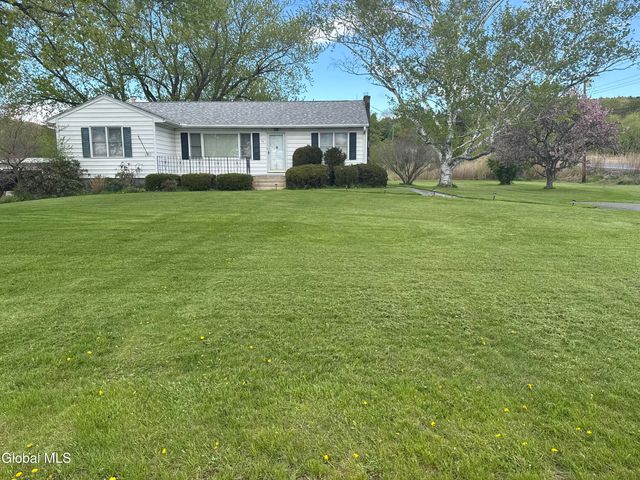 57 Lovecky Road, Coxsackie, NY 12192