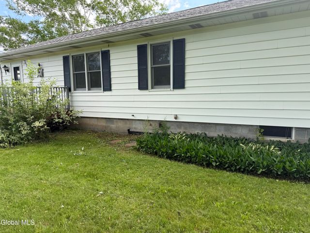 57 Lovecky Road, Coxsackie, NY 12192