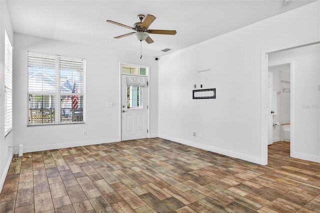 6450 ASHVILLE DR, Zephyrhills, FL 33542