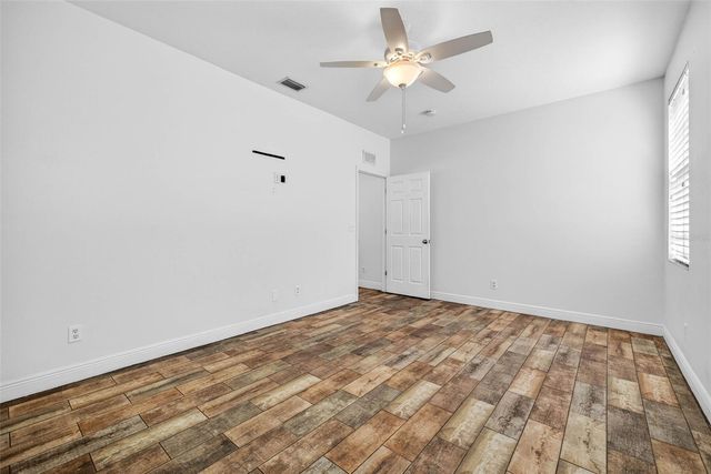 6450 ASHVILLE DR, Zephyrhills, FL 33542