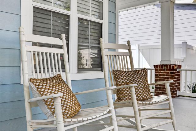 6450 ASHVILLE DR, Zephyrhills, FL 33542