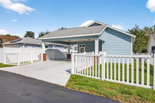 6450 ASHVILLE DR, Zephyrhills, FL 33542