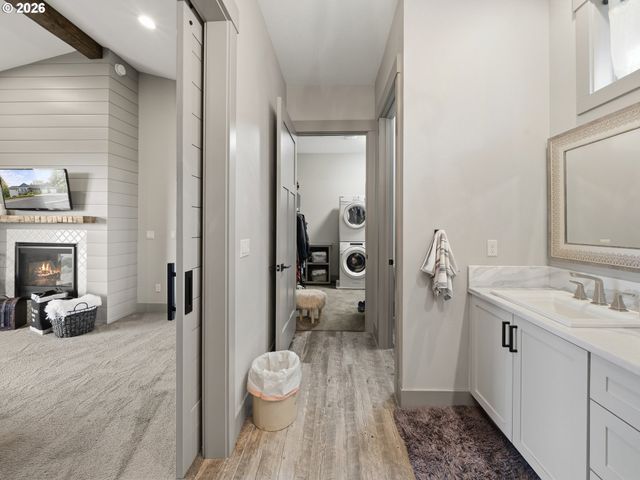 2012 Nw SIERRA Ln, Camas, WA 98607