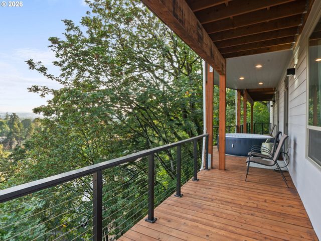 2012 Nw SIERRA Ln, Camas, WA 98607