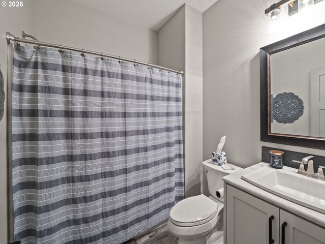 2012 Nw SIERRA Ln, Camas, WA 98607