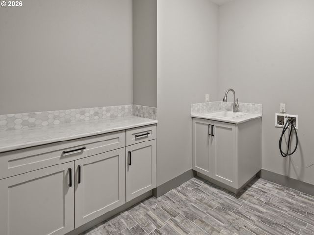 2012 Nw SIERRA Ln, Camas, WA 98607