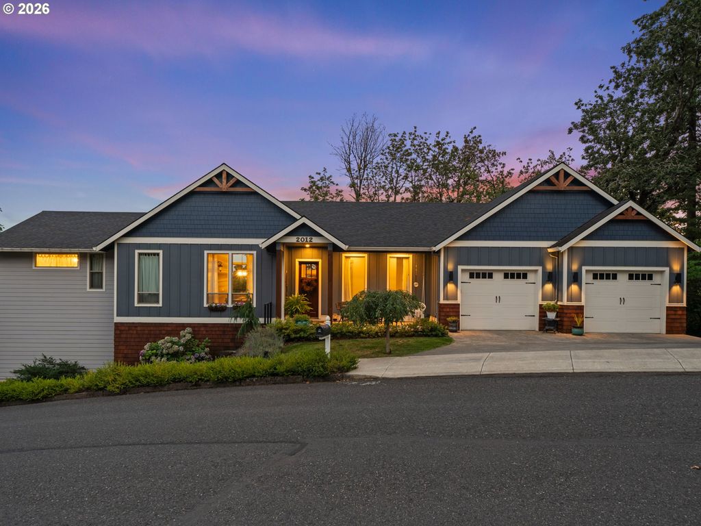 2012 Nw SIERRA Ln, Camas, WA 98607