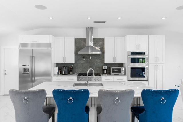 2813 NE 29th Street, Fort Lauderdale, FL 33306