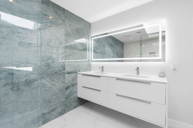 2813 NE 29th Street, Fort Lauderdale, FL 33306