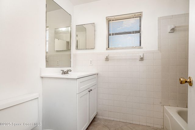 2219 Flower Tree Circle, Melbourne, FL 32935