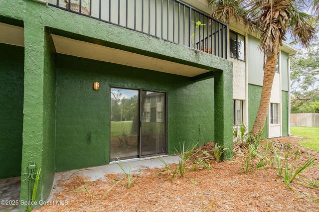 2219 Flower Tree Circle, Melbourne, FL 32935