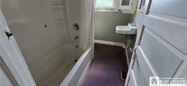 1305 West State Street, Olean, NY 14760