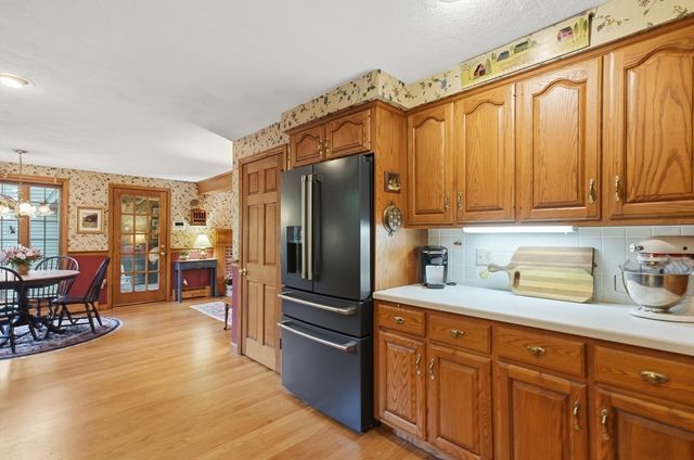 26 Ideal Avenue, Chelmsford, MA 01824
