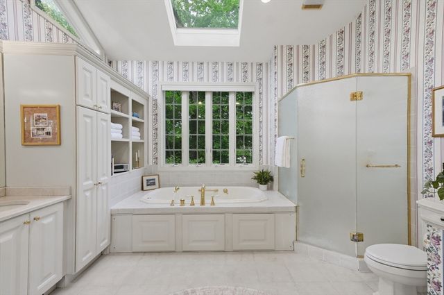 26 Ideal Avenue, Chelmsford, MA 01824